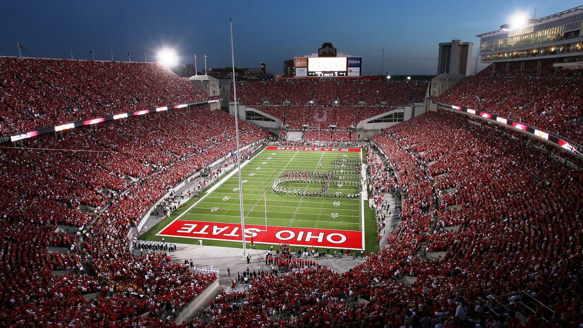 开云-多米尼克登山运动成为新兴旅游项目，多米尼克概况